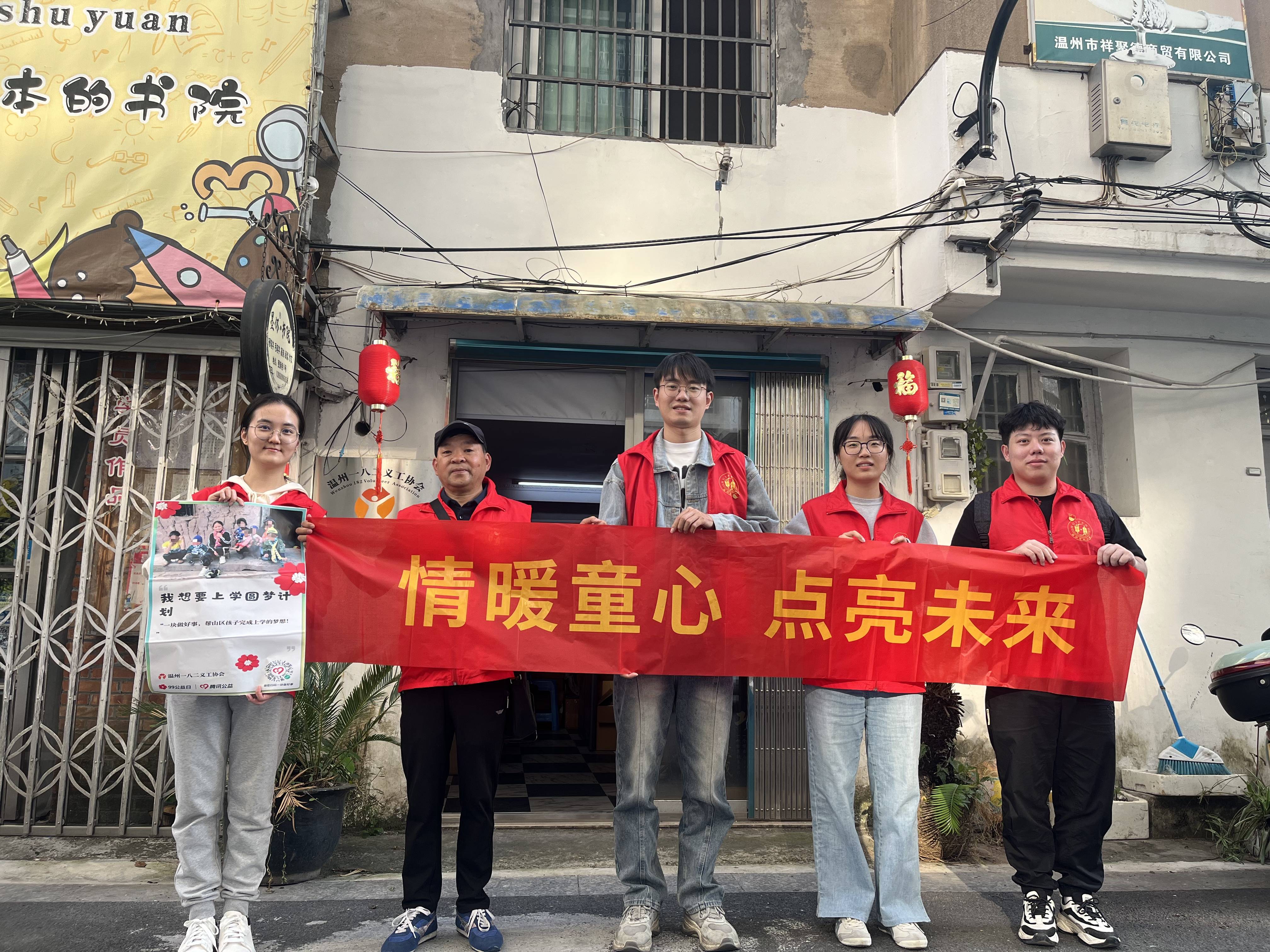 1697675320962050748.jpg 1697675320962050748.jpg